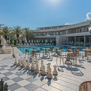 Hotel Minos, Rétino